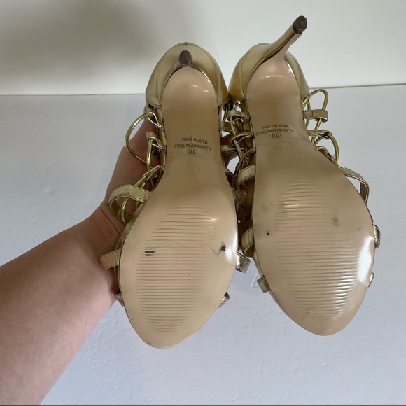 Liliana Gold Sexy Stiletto Heels. Size 10 - Picture 7 of 10